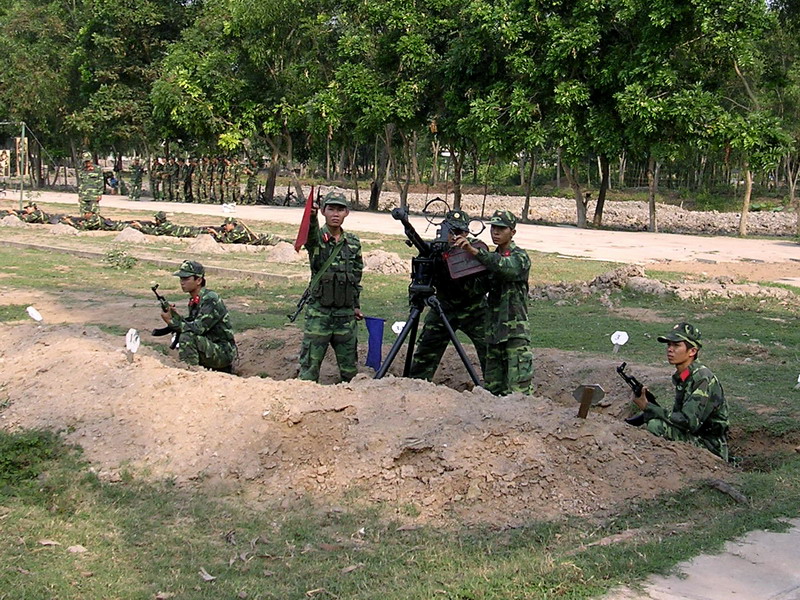 Khẩu đội sẵn sàng.